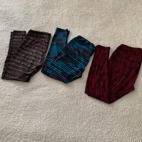 LuLaRoe Leggings 3-pair all size Tall & Curvy - Picture 2 of 8